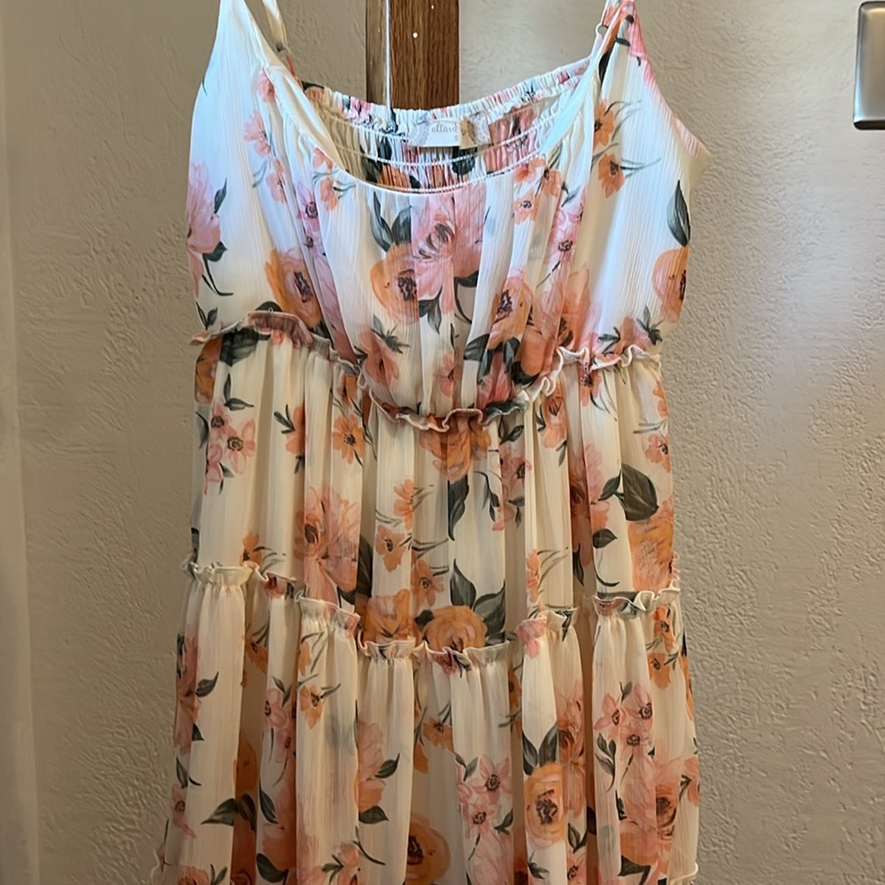 Altar’d State floral sundress 🌸 - Picture 3 of 6